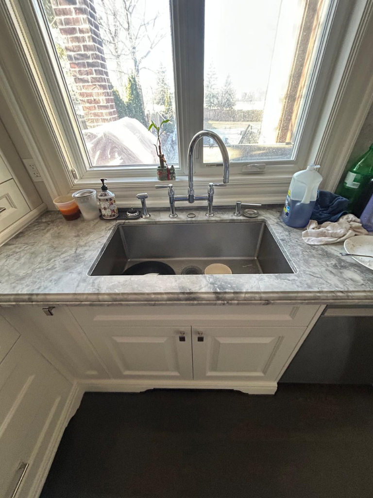 Kitchen Sink Installation Plumbing Company in Saint-Jean-sur-Richelieu - Delta Plumbers