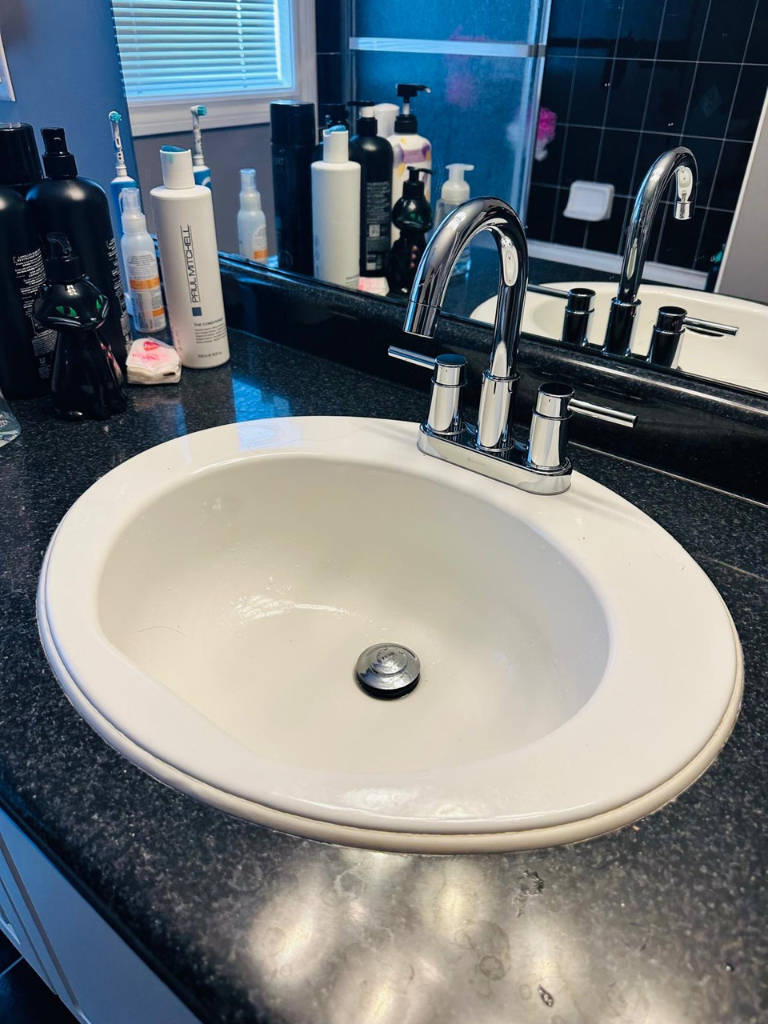 Professional Plumbing Service for Bathroom Vanity Installation in Beloeil - Delta Plumbers