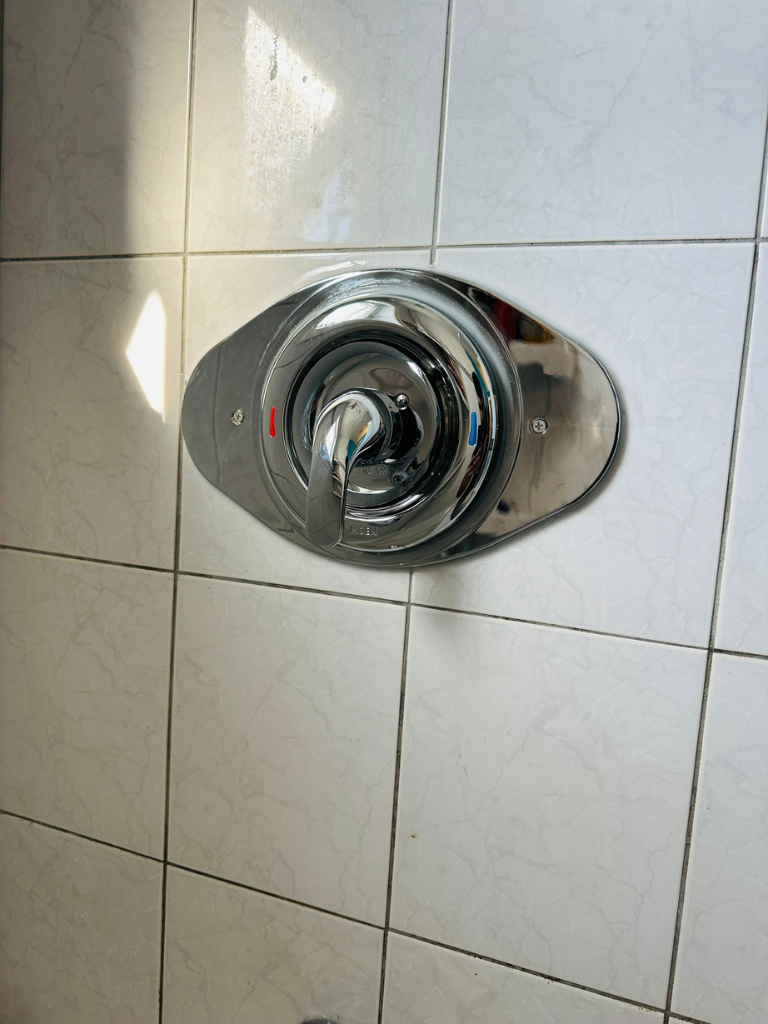 Shower Faucet Replacement Service in Anjou by Delta Plumbers Professionals