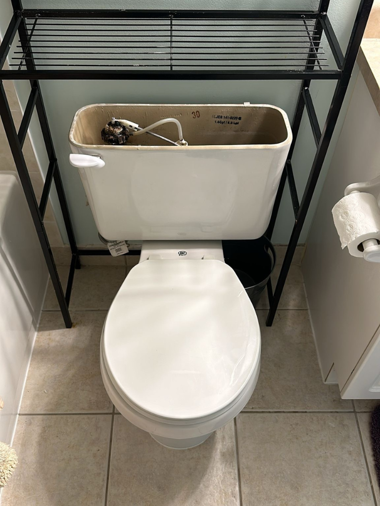 Toilet Repair Service in Pointe-Claire - Delta Plumbers
